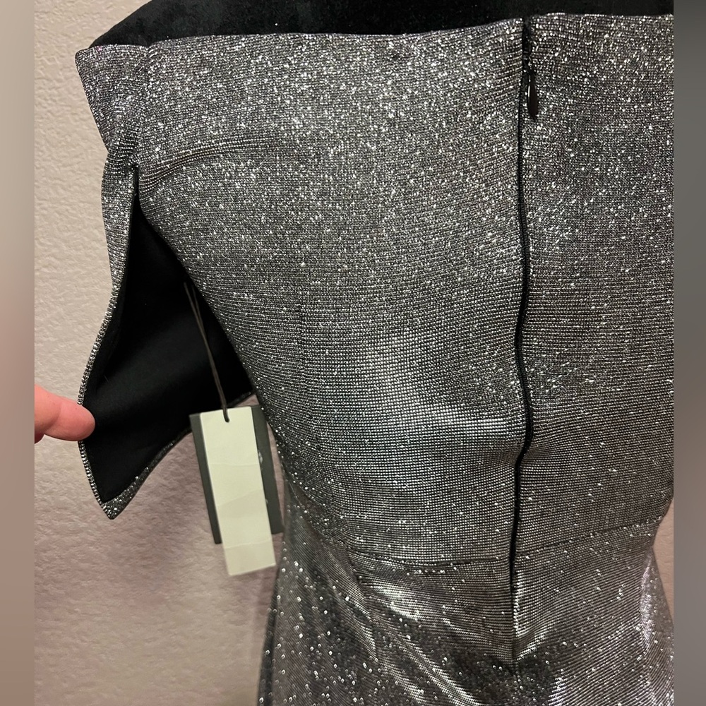 VINCE CAMUTO NWT- Shimmer off shoulder cocktail dress 🩶🩶🩶 - Picture 5 of 9